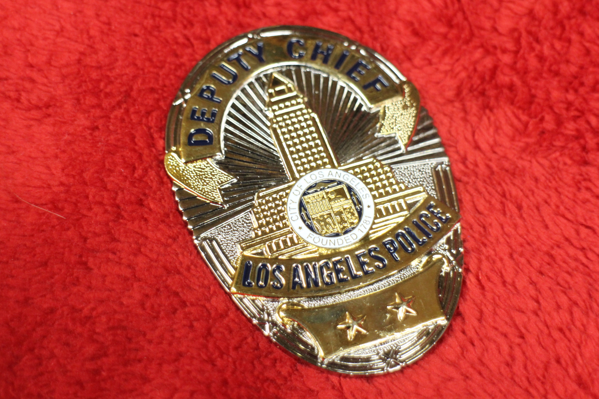 deputy-chief-los-angeles-police-badge-lapd